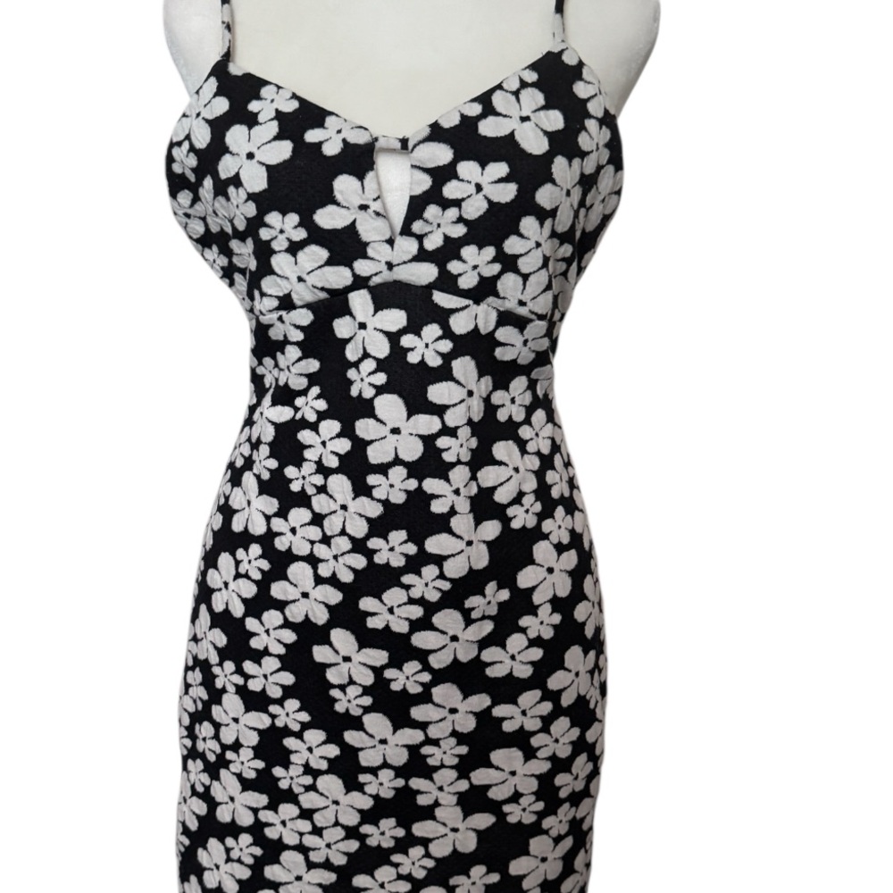 Floral Black and White Mini Dress size Medium